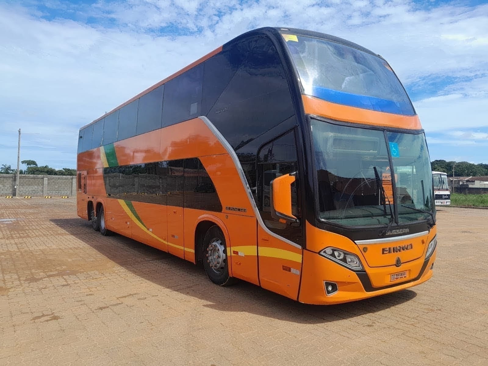 Capa do Busscar VISSTA BUSS DD / Scania K400