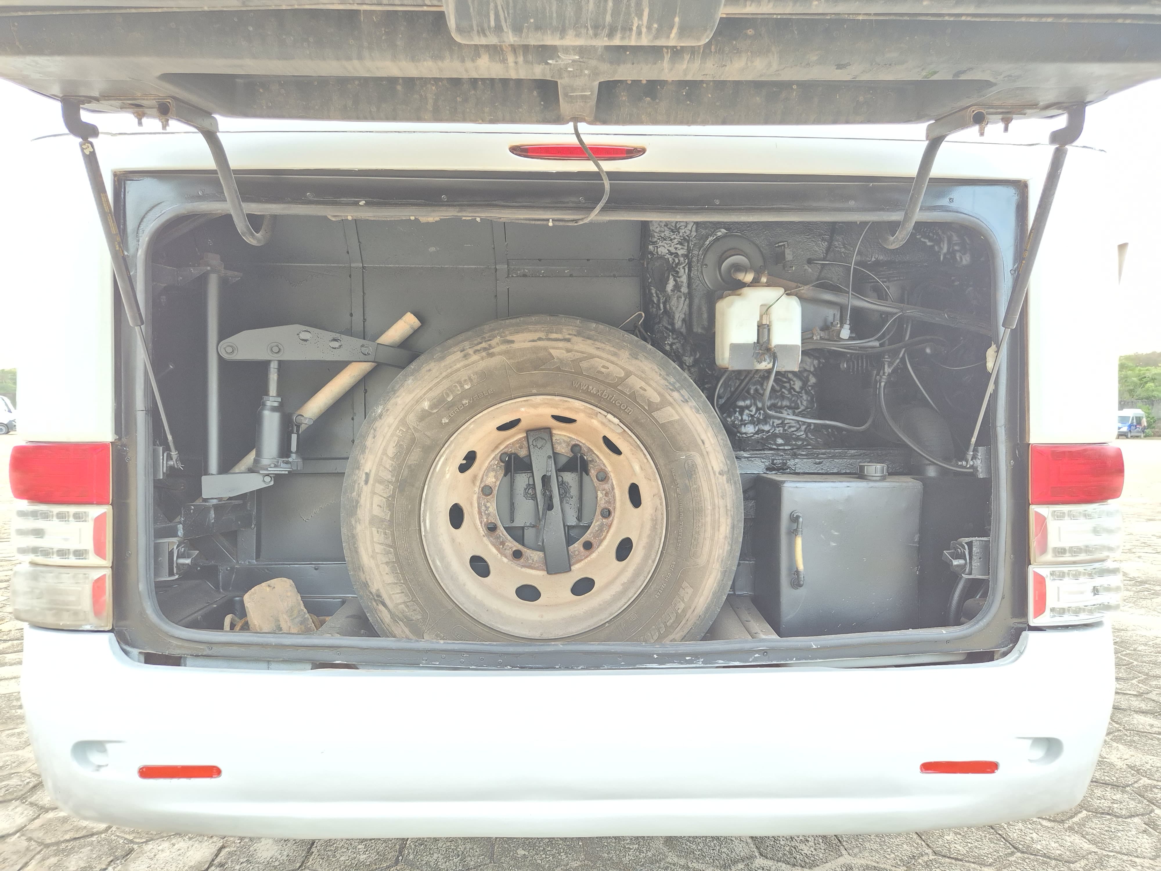 Foto 7 de Comil CAMPIONE 3.25 / Volkswagen 17.230