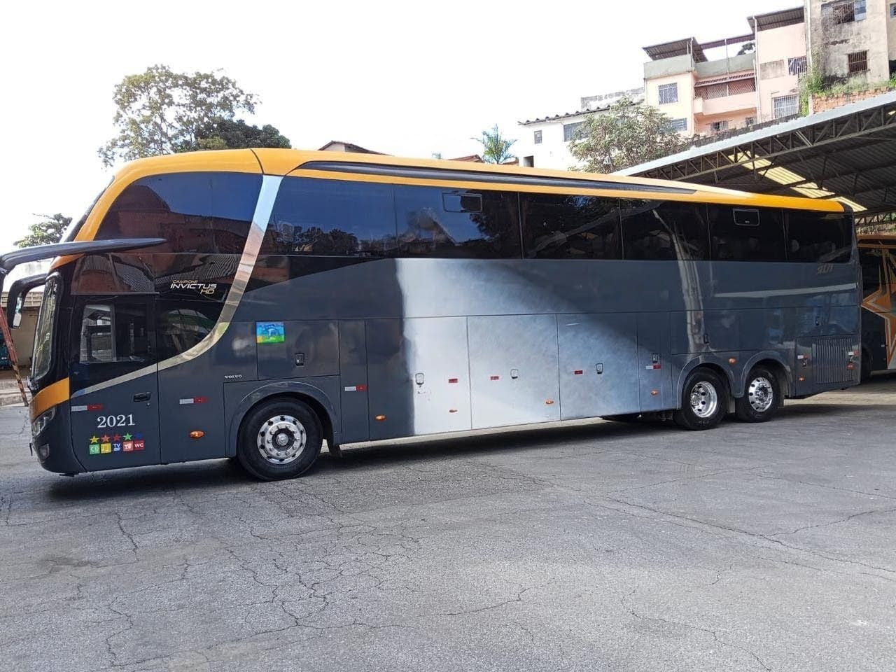 Miniatura 1 de Comil CAMPIONE HD / Volvo B420