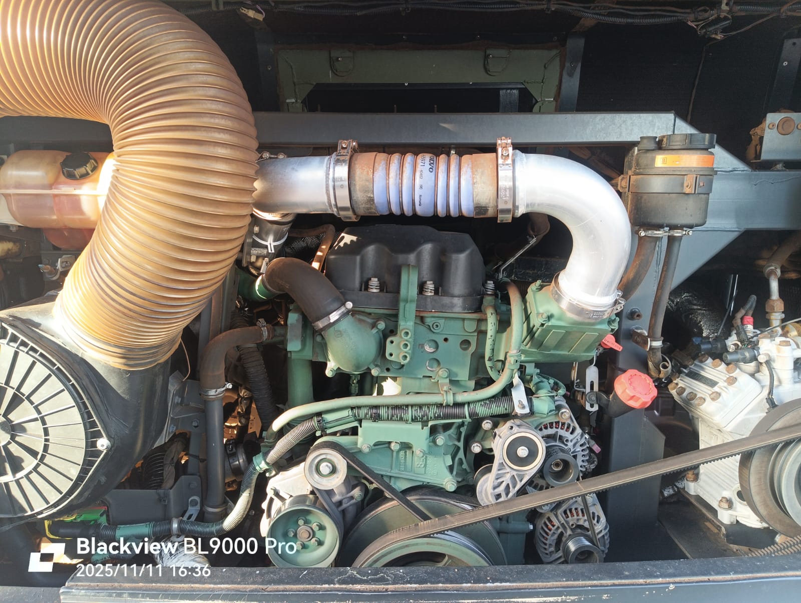 Miniatura 5 de Marcopolo Paradiso New G7 DD / Volvo B420