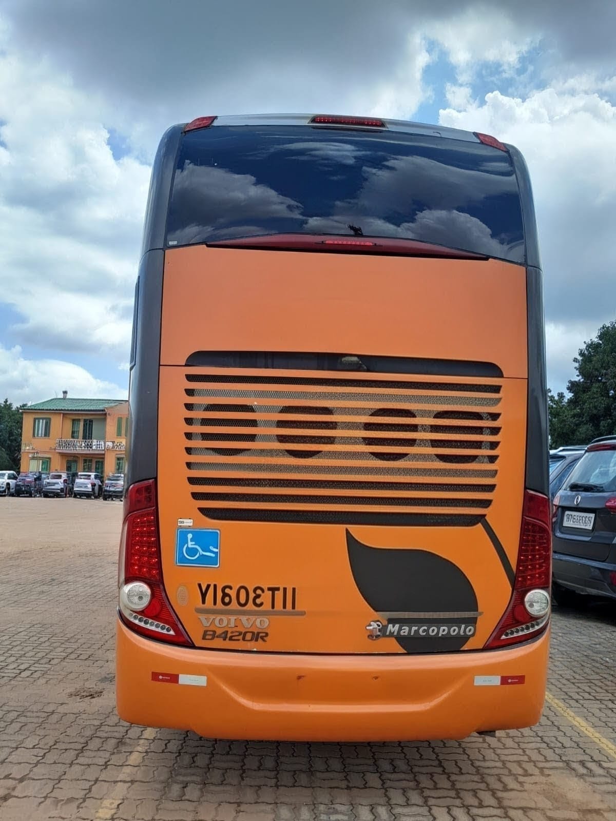 Foto 3 de Marcopolo Paradiso G7 DD / Volvo B420