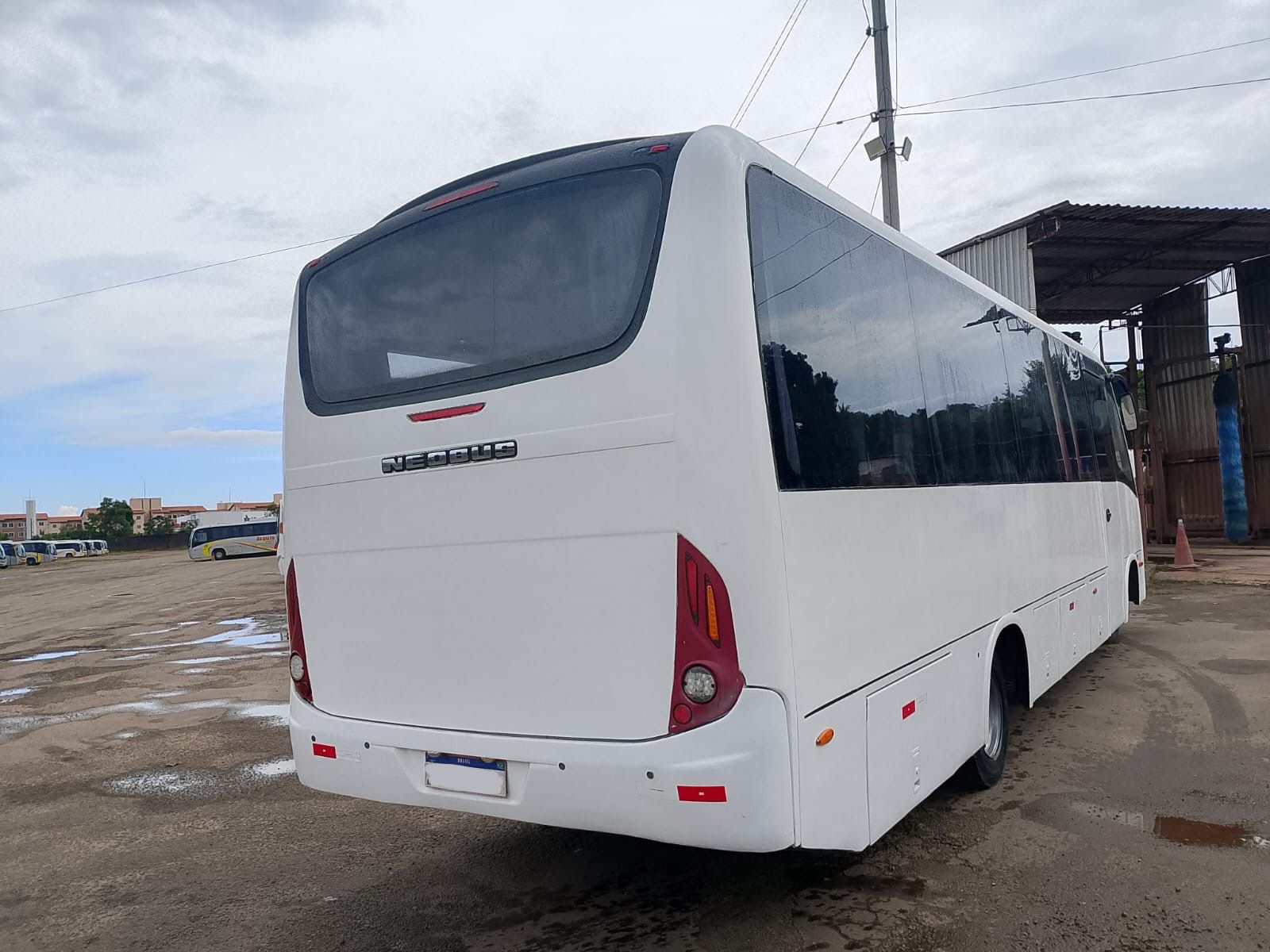 Foto 1 de Neobus Thunder / Mercedes LO 916