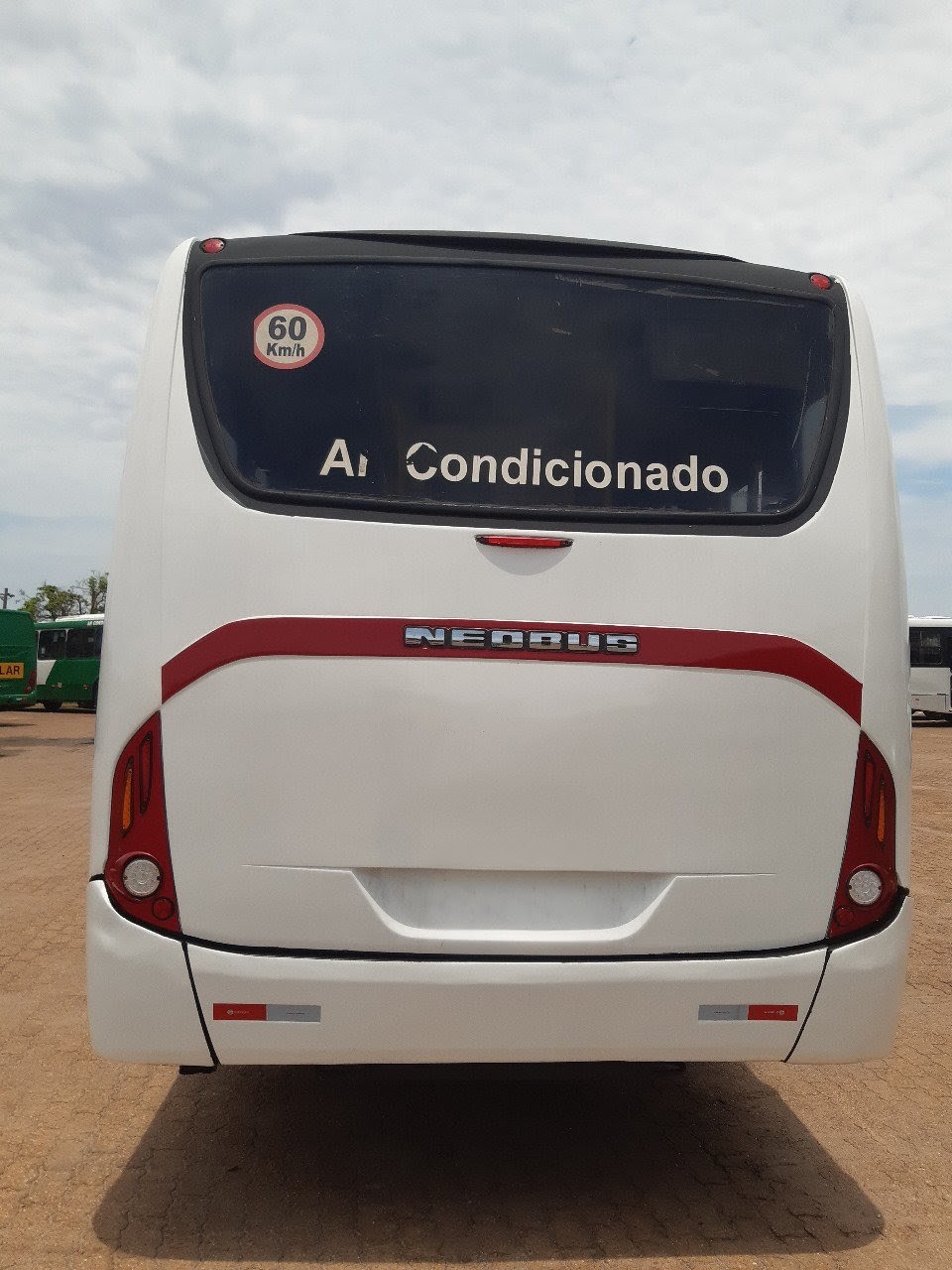 Foto 1 de Neobus Mega / Mercedes OF1721