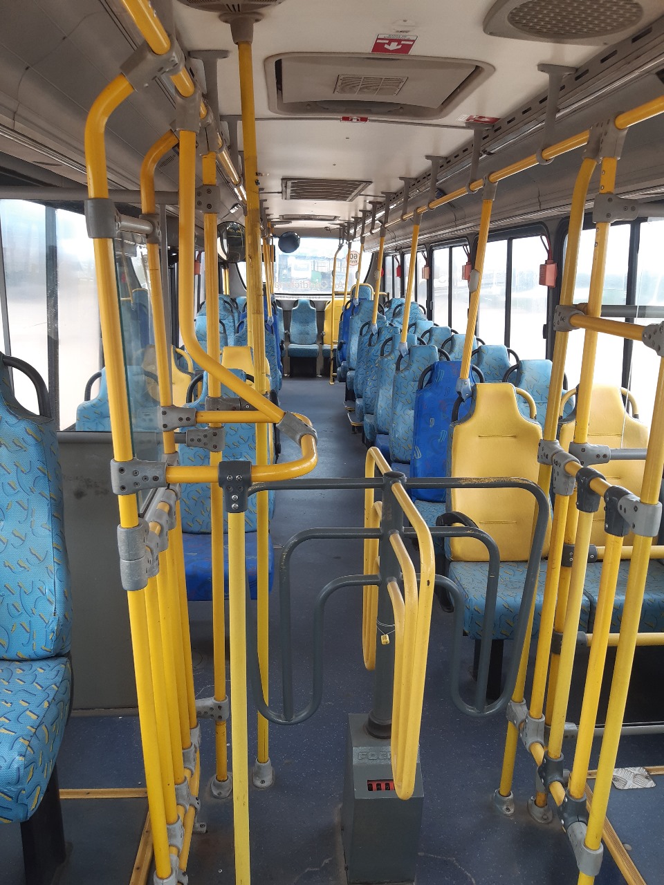 Foto 3 de Neobus Mega / Mercedes OF1721